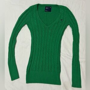 American Eagle Y2K 2009 Women’s Fitted V Neck Cable Knit Elena Bella Sweater S/P